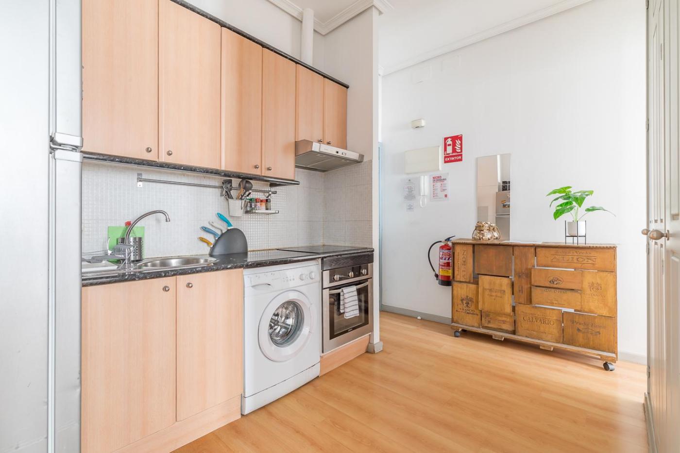 Apartamentos Fucar Madrid Dış mekan fotoğraf