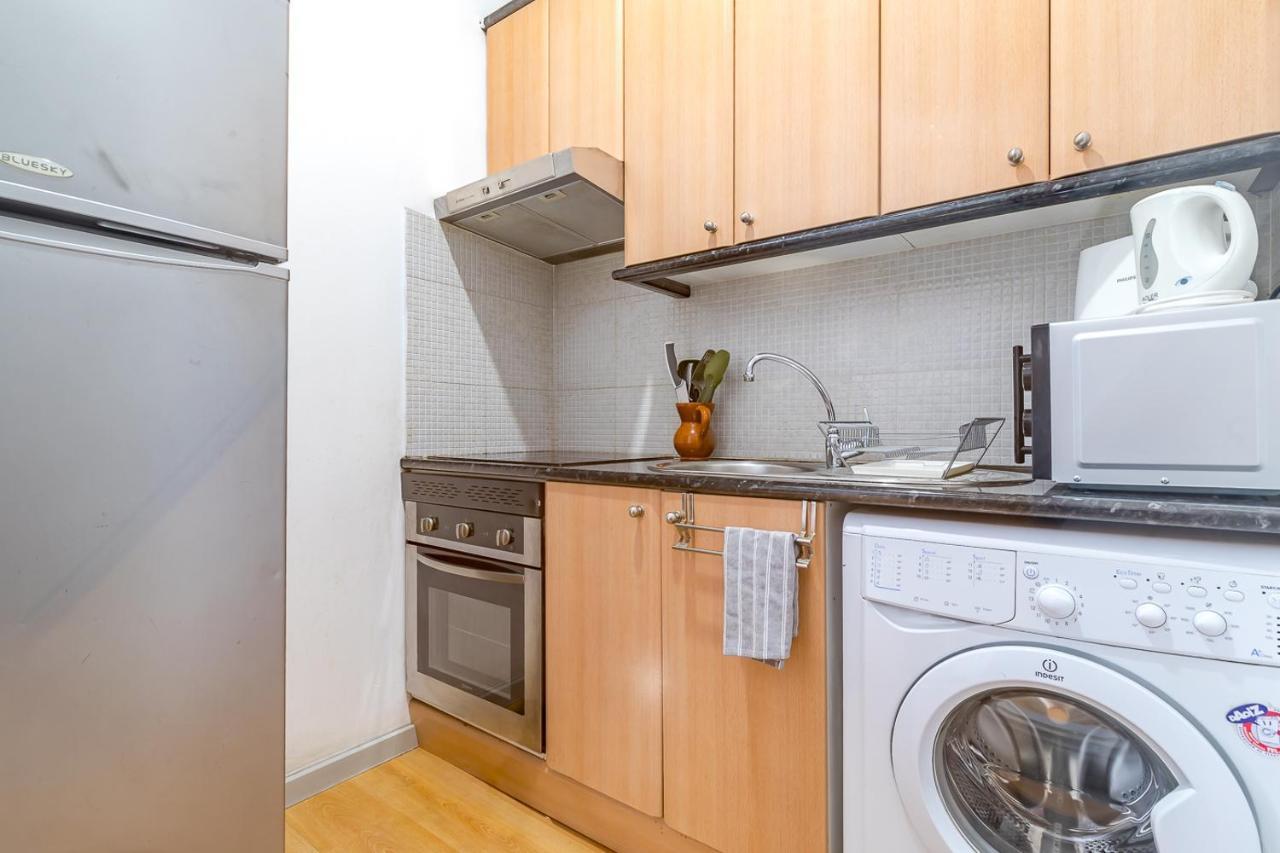 Apartamentos Fucar Madrid Dış mekan fotoğraf