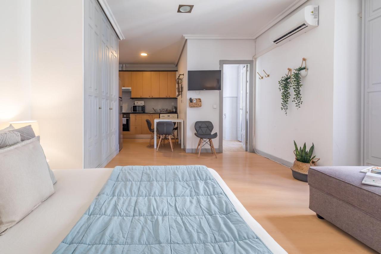 Apartamentos Fucar Madrid Dış mekan fotoğraf